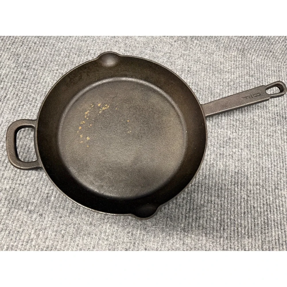 Bobby Flay Cast Iron Skillet 11.5 Inch Frying Pan with Helper‎ Handle Black