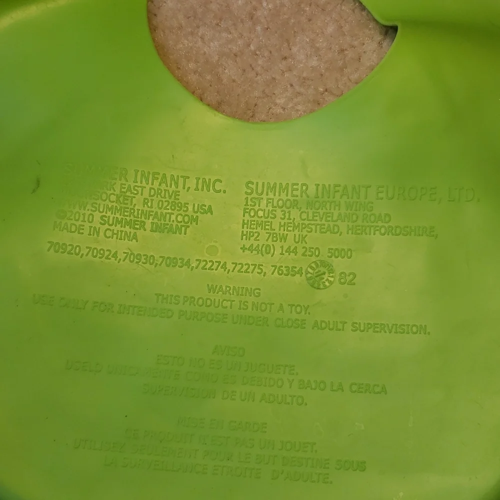 Oxo silicone bibs