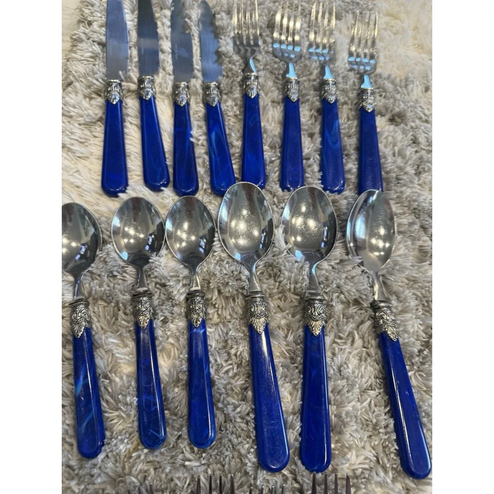 Hampton Silversmiths SAN REMO Royal Blue Handle Stainless Flatware Set 18 Piece