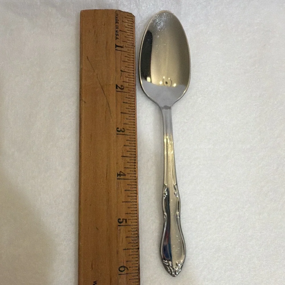 Vintage Oneida Homestead Teaspoon 6