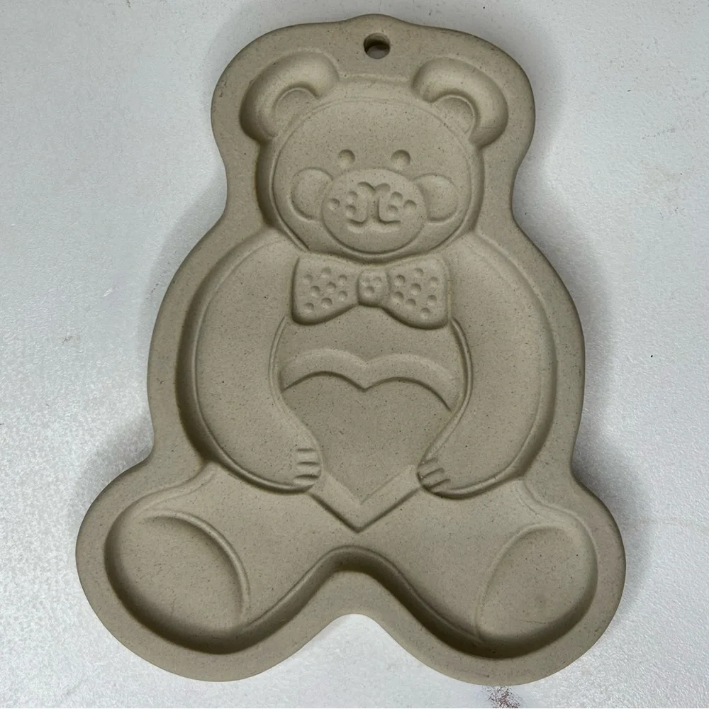 Pampered Chef excellent stoneware