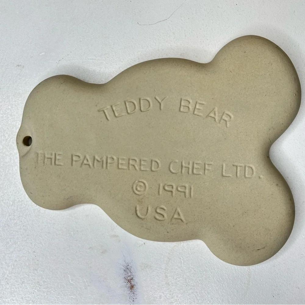 Pampered Chef excellent stoneware