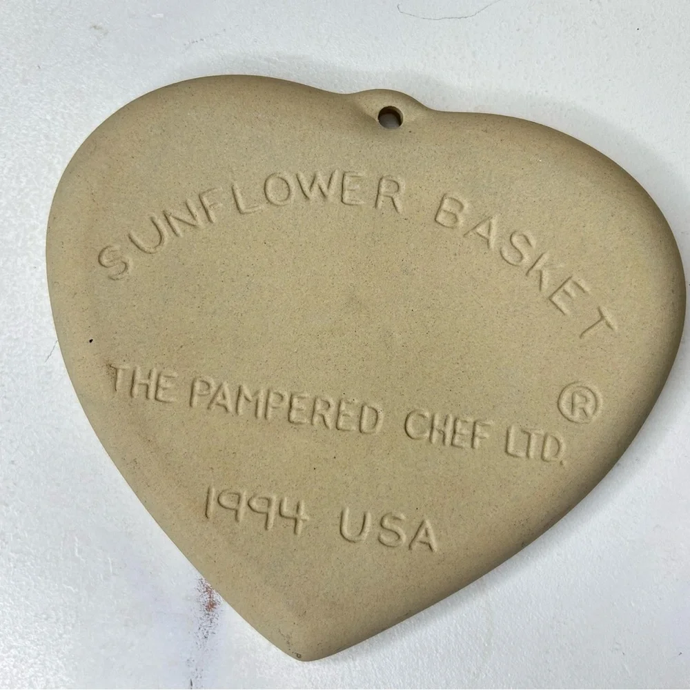 Pampered Chef excellent stoneware