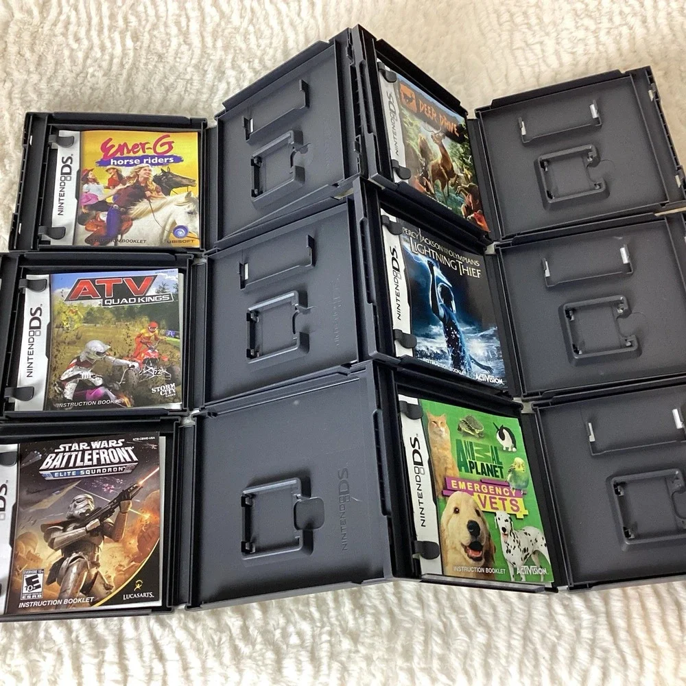 Lot of 14 NINTENDO DS Cases & Manuals Only - NO GAMES Lego Duty Dogs Star Wars +