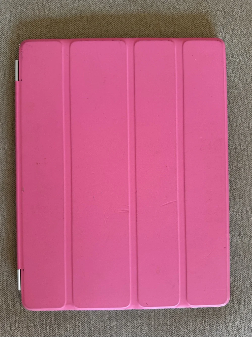 ✨Apple iPad 2, 2nd gen, Silver, 16GB w/ cover & 2 cords. A1395 Great condition.