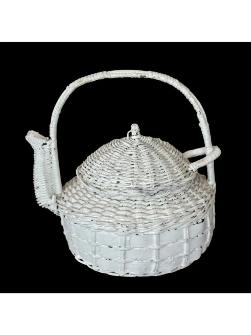 VTG White Wicker Teapot Basket Small Cottagecore Country Removable Lid 6.5