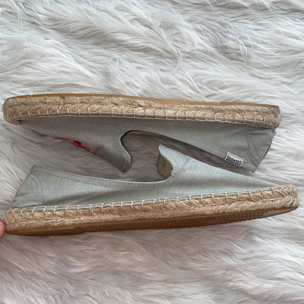 Soludos | Flamingo Embroidered Espadrille in Light Chambray