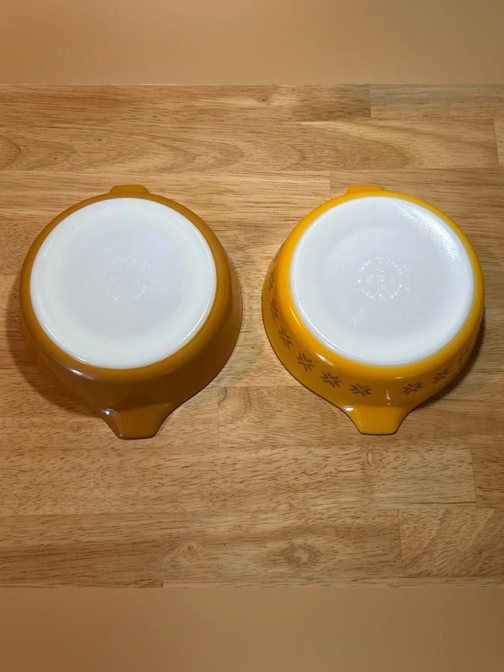 Pyrex set yellow