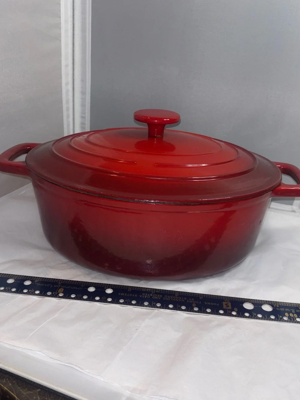 Large Red Enameled Cast Iron Dutch Oven with Lid COOKS