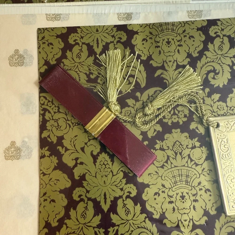 Vintage Victoria's Secret‎ Gift Bags Set London Gold Damask Ribbon Tassel NOS