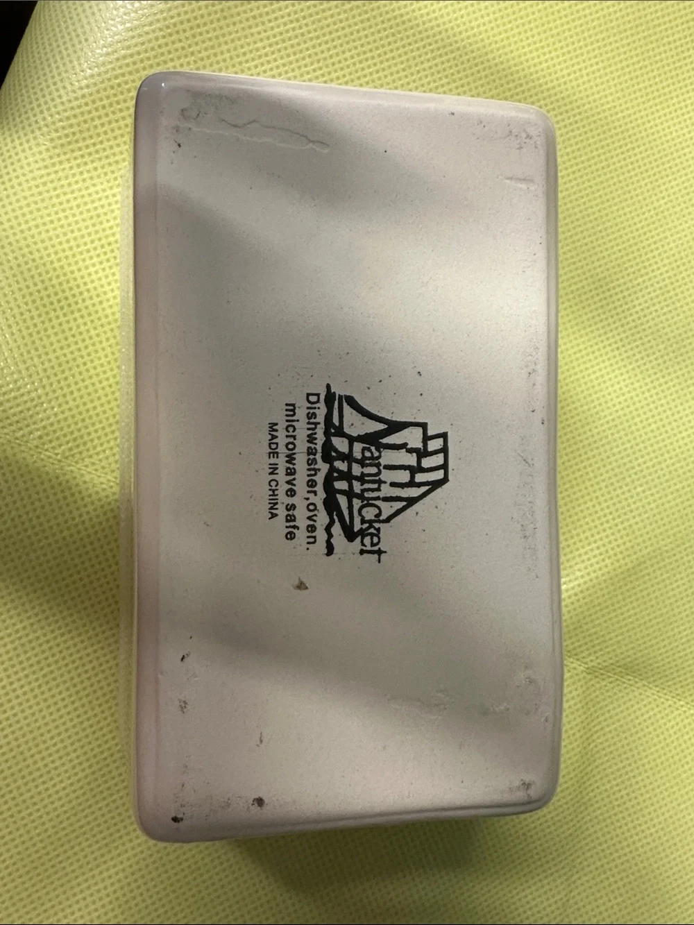 N/A white ceramic