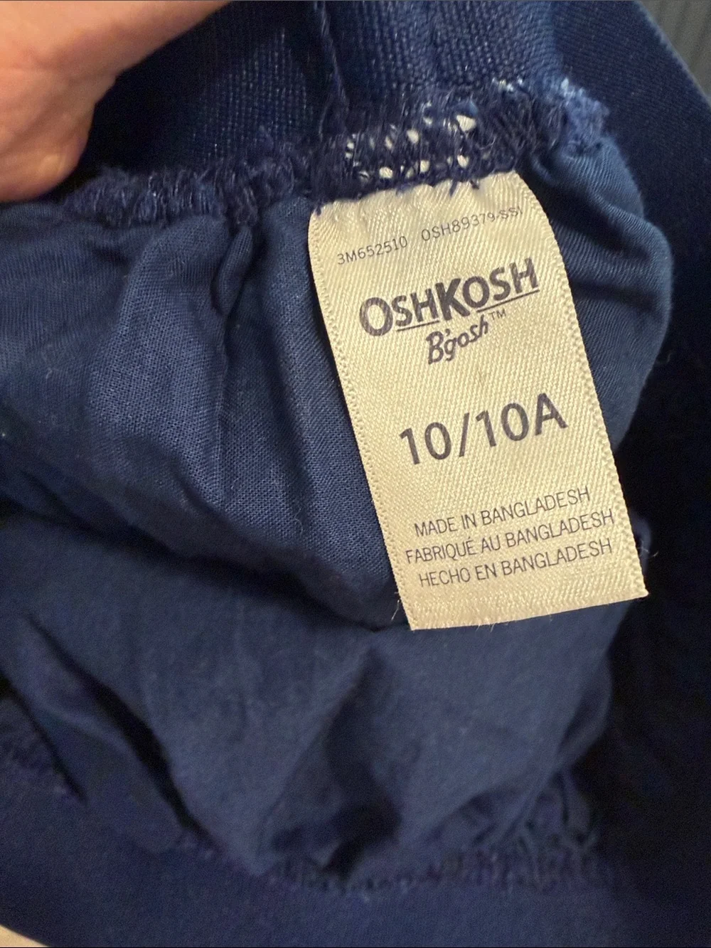 OshKosh Bgosh no floral red