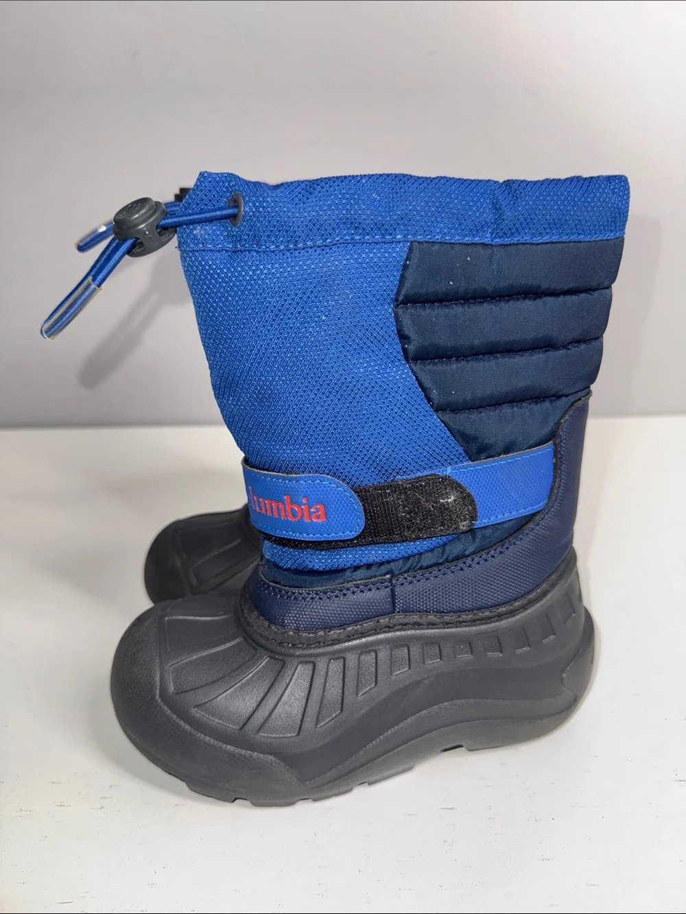 Columbia keep little