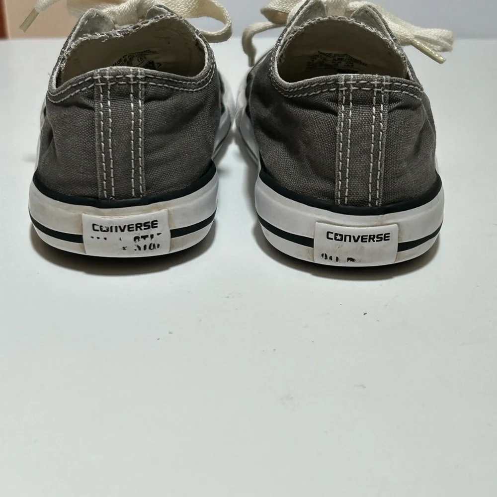 Converse upper gray