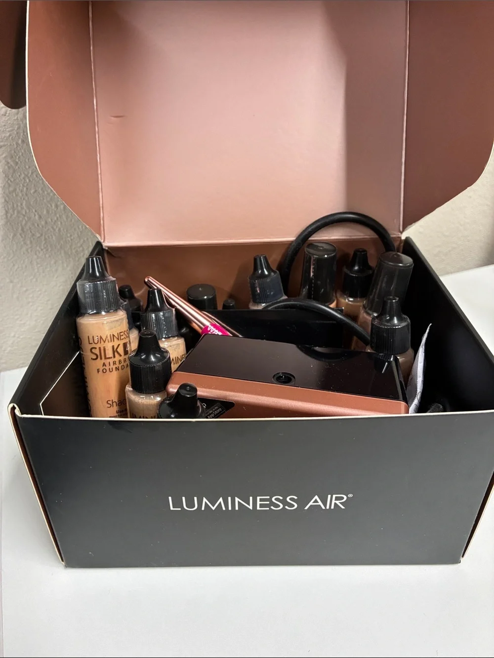 Luminess portable airbrush