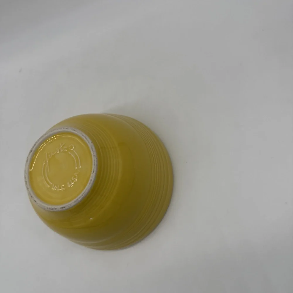 Fiestaware vintage yellow