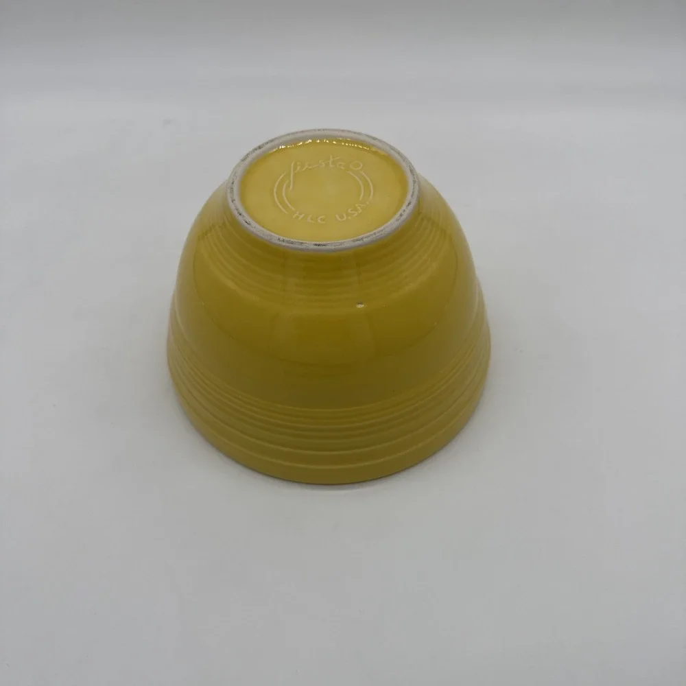 Fiestaware vintage yellow