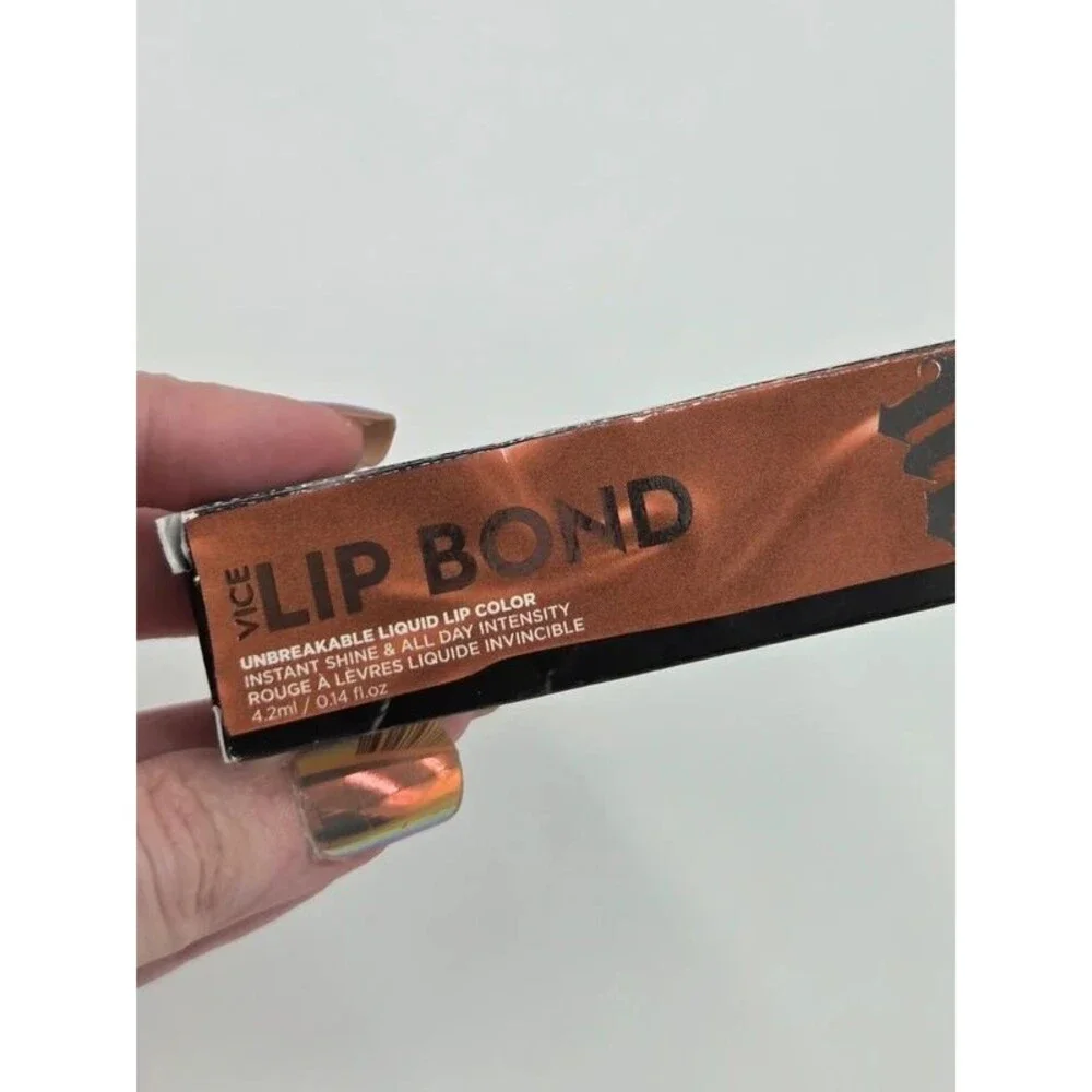 Urban Decay Vice Lip Bond Liquid Lipstick - Pleased