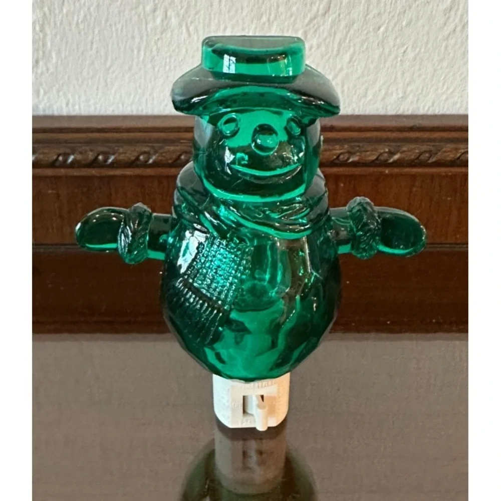Vintage Green Plastic Snowman Christmas Night Light Swivel Plug‎