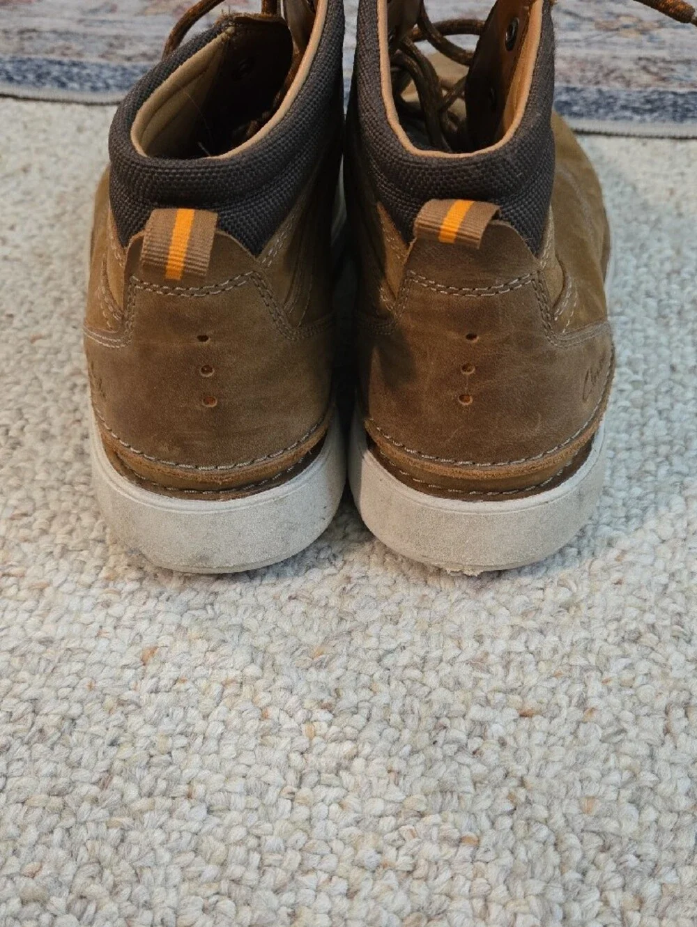 Clarks classic chukka