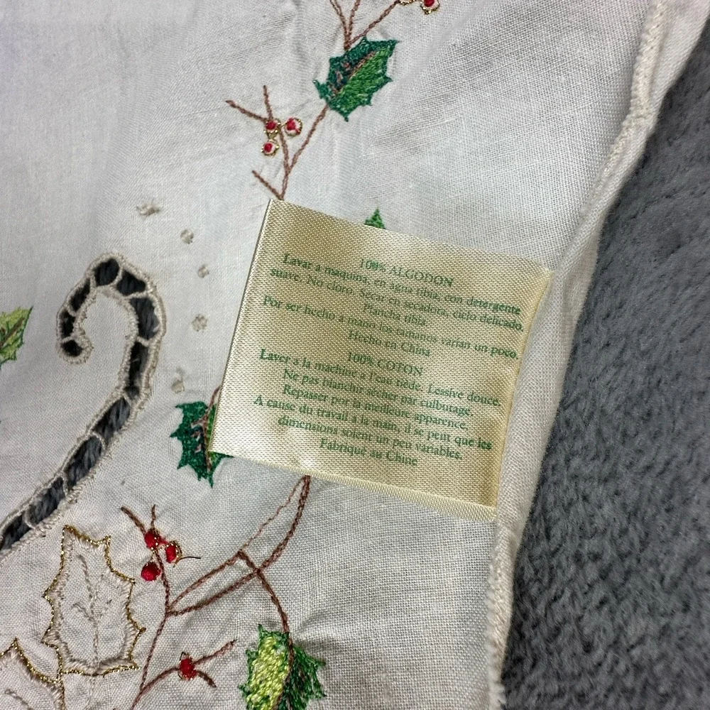 Lenox Linen Tablecloth 61 Inch Christmas Holly Embroidered Round Shaped Cotton