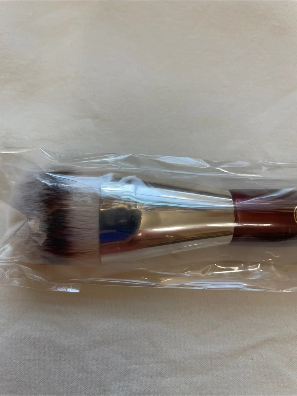 101 Contoured Foundation Brush - NWT