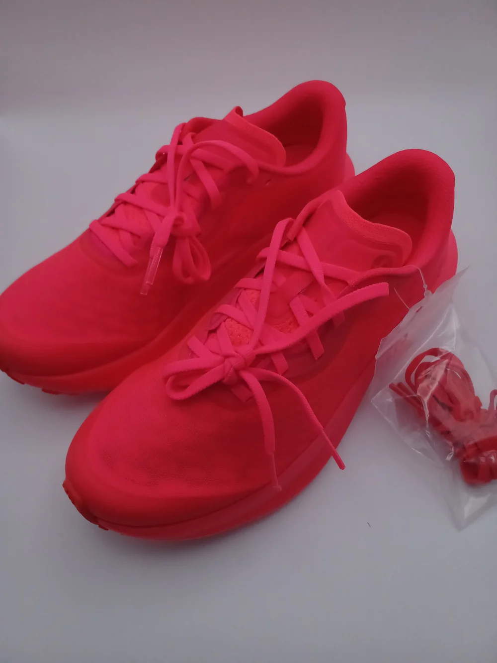 Lululemon Women's Split Shift Running Shoe in STBH/CRLS/CRYE Size 9