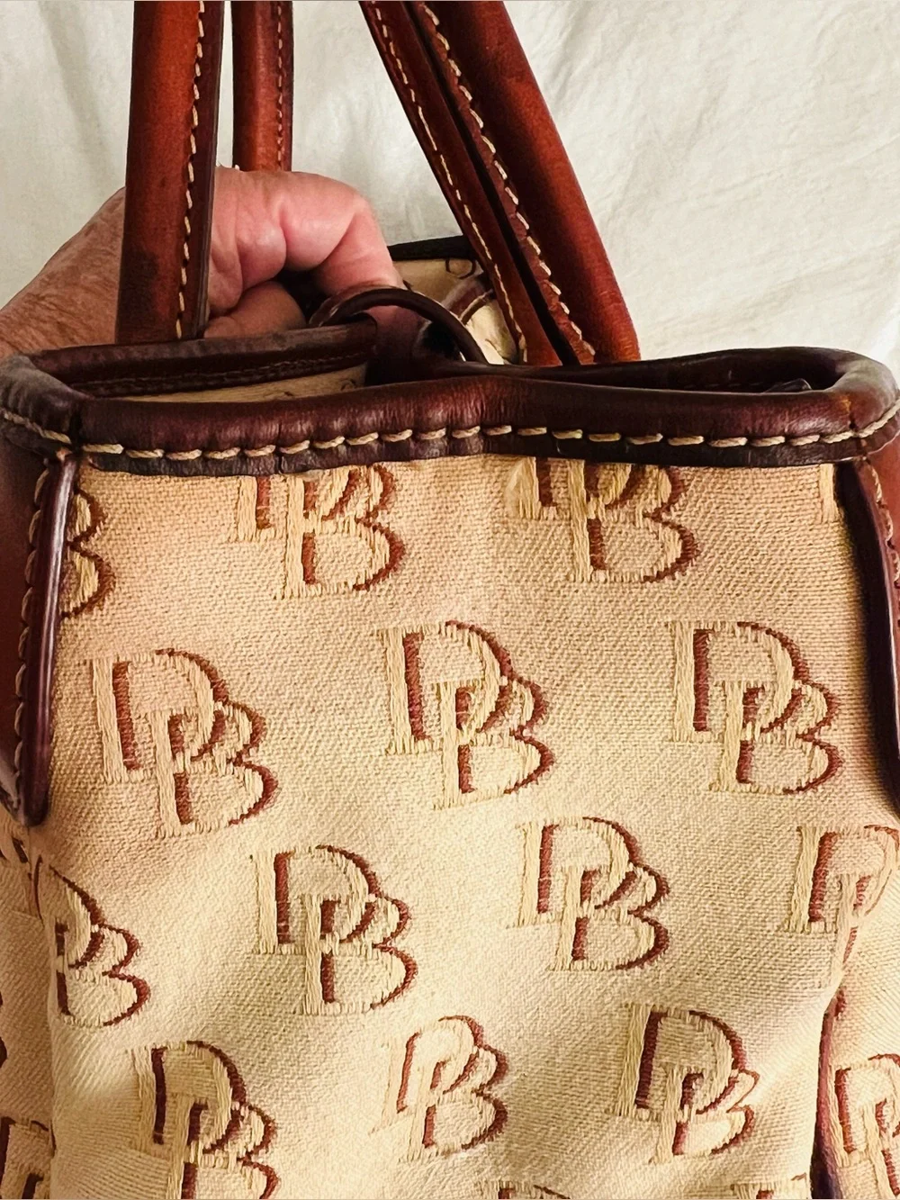 Dooney & Bourke zip found