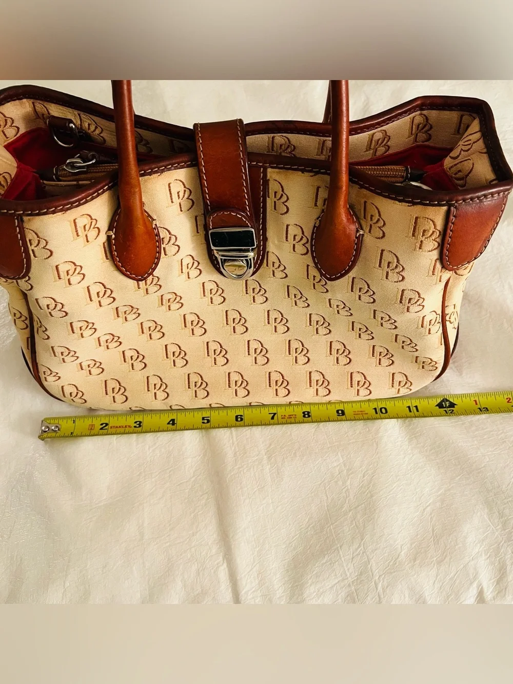 Dooney & Bourke are dooney estate