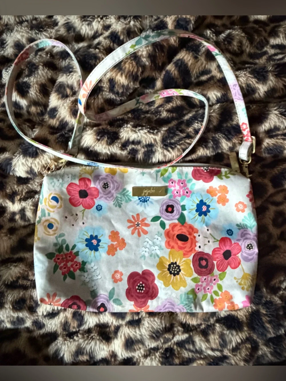 Ju-Ju-Be be quick Floral Crossbody Bag EUC