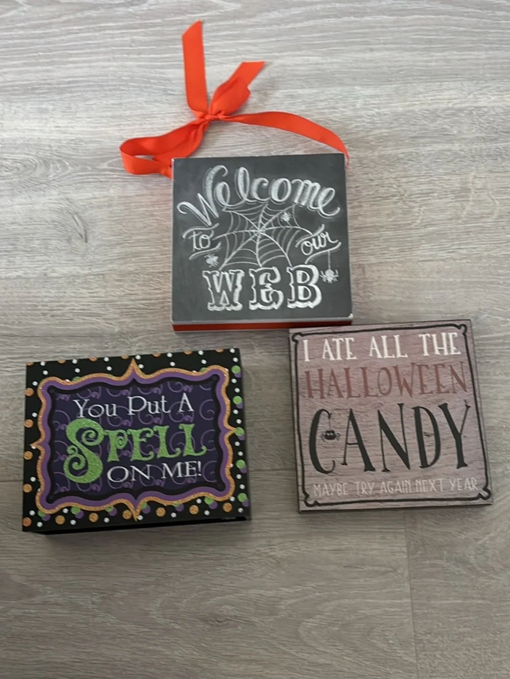 Halloween Decorative Wall Plaques Set - Orange, Black, Purple