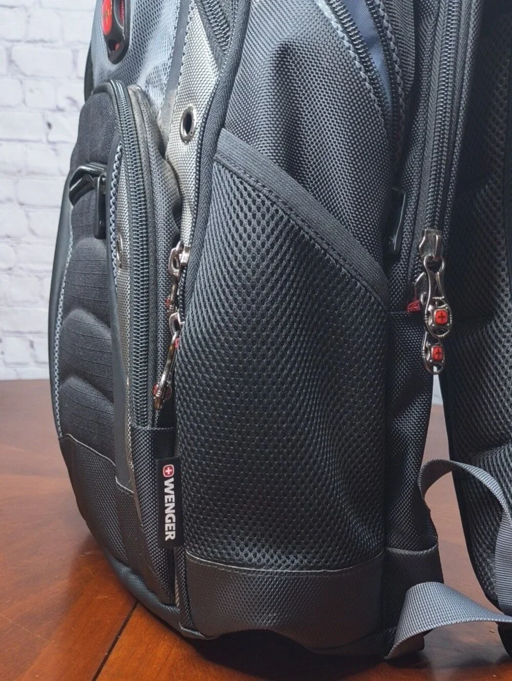 Wenger sturdy backpack