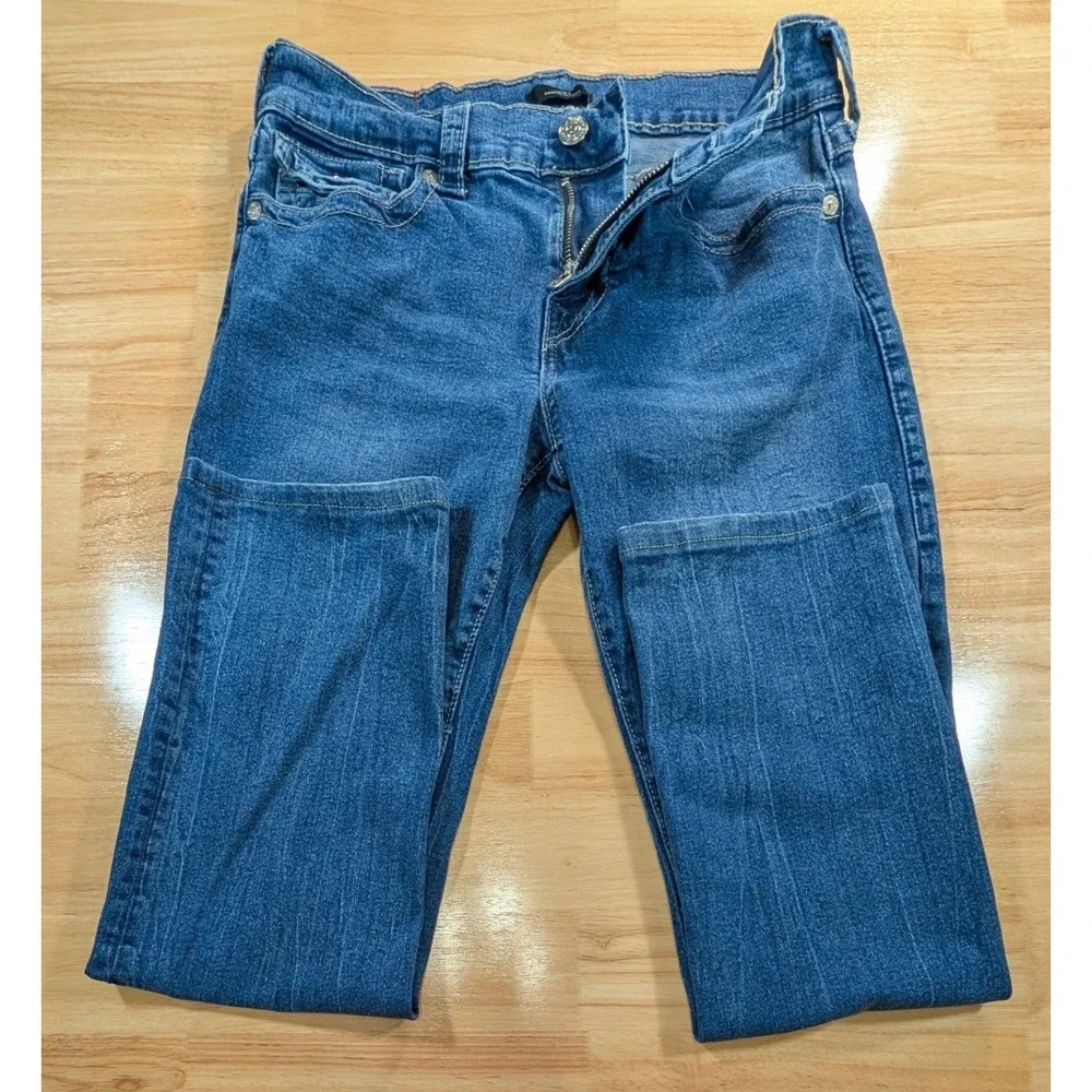 True Religion 32 model
