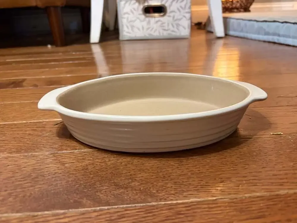 Pampered Chef Family Heritage Traditions Small Oval Baker Stoneware