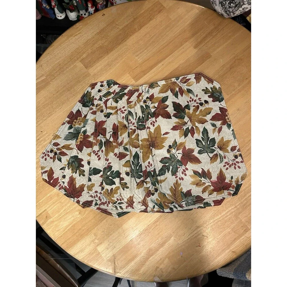 Thanksgiving Fall Placemats Set of 8 Plastic Reversible Autumn Leaves Acorns VTG