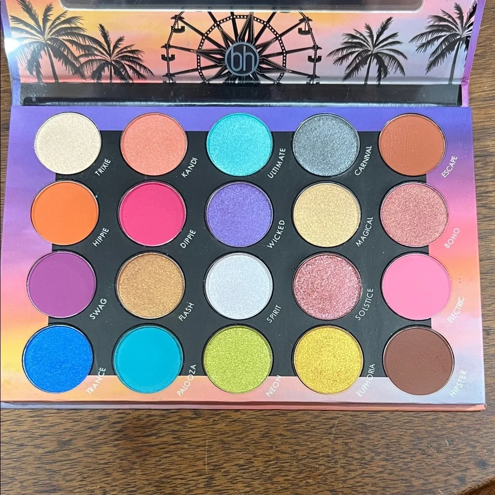 bh Cosmetics Weekend Festival 20-Color Eyeshadow Palette