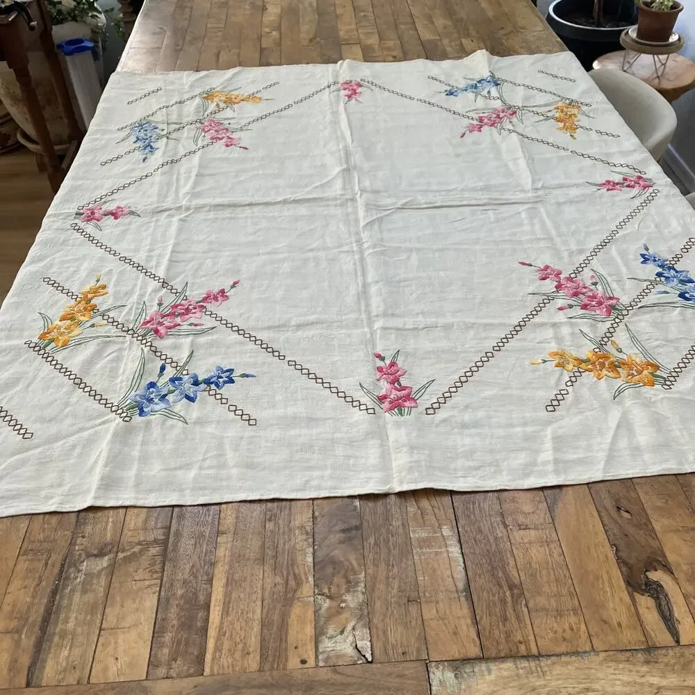 Vintage Square Linen Tablecloth 47x47