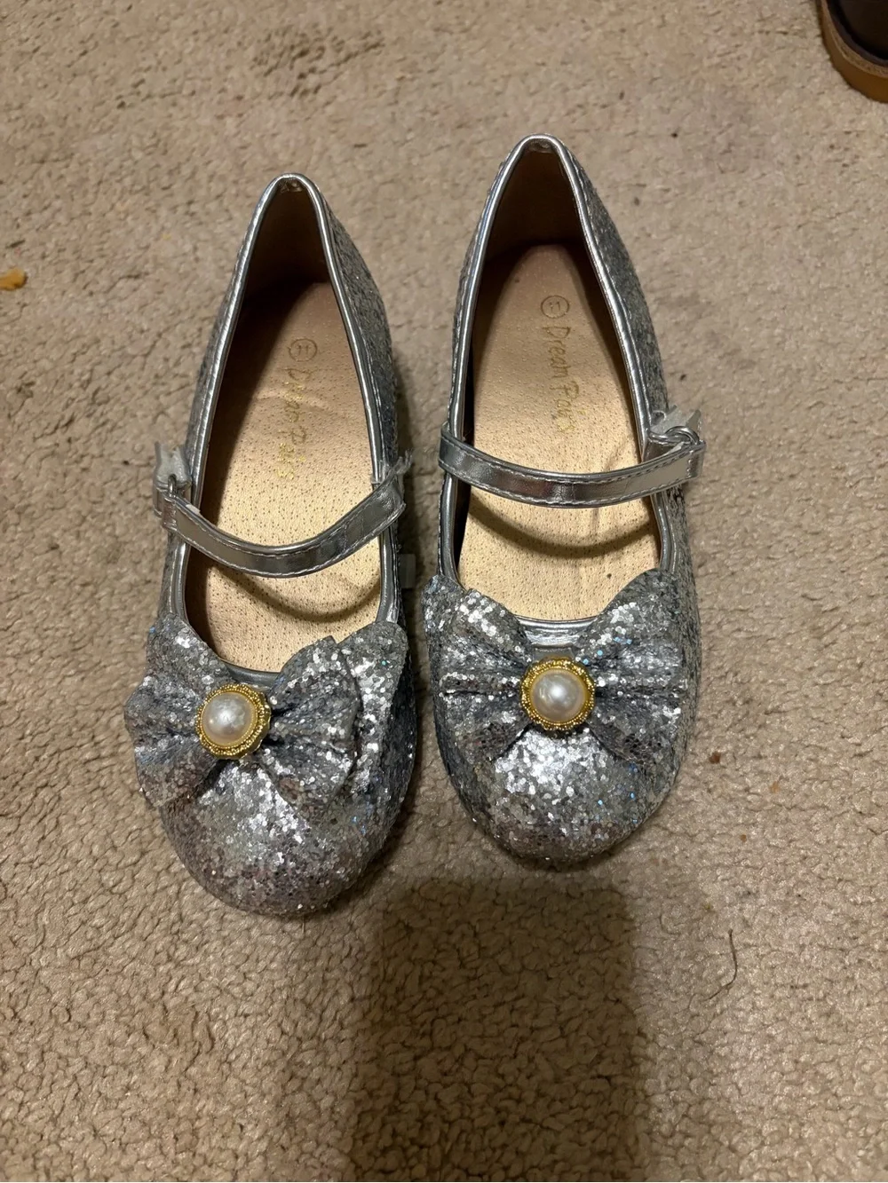 Dream Pairs Silver Glitter Mary Jane Shoes with Pearl Bow