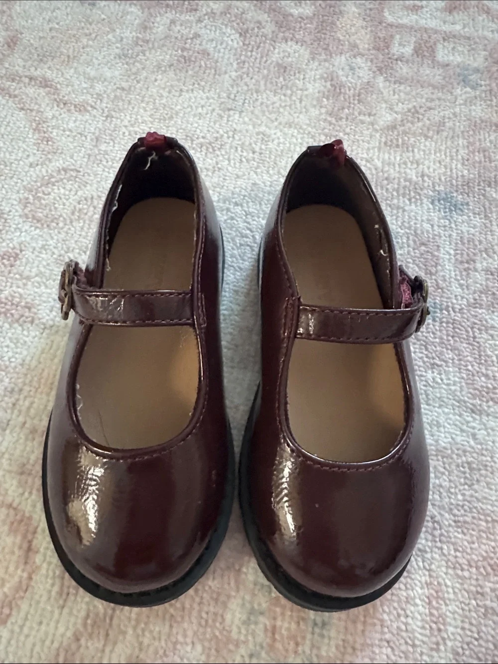 Old Navy pull sole