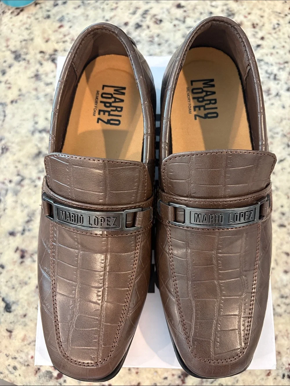 Mario Lopez classic brown