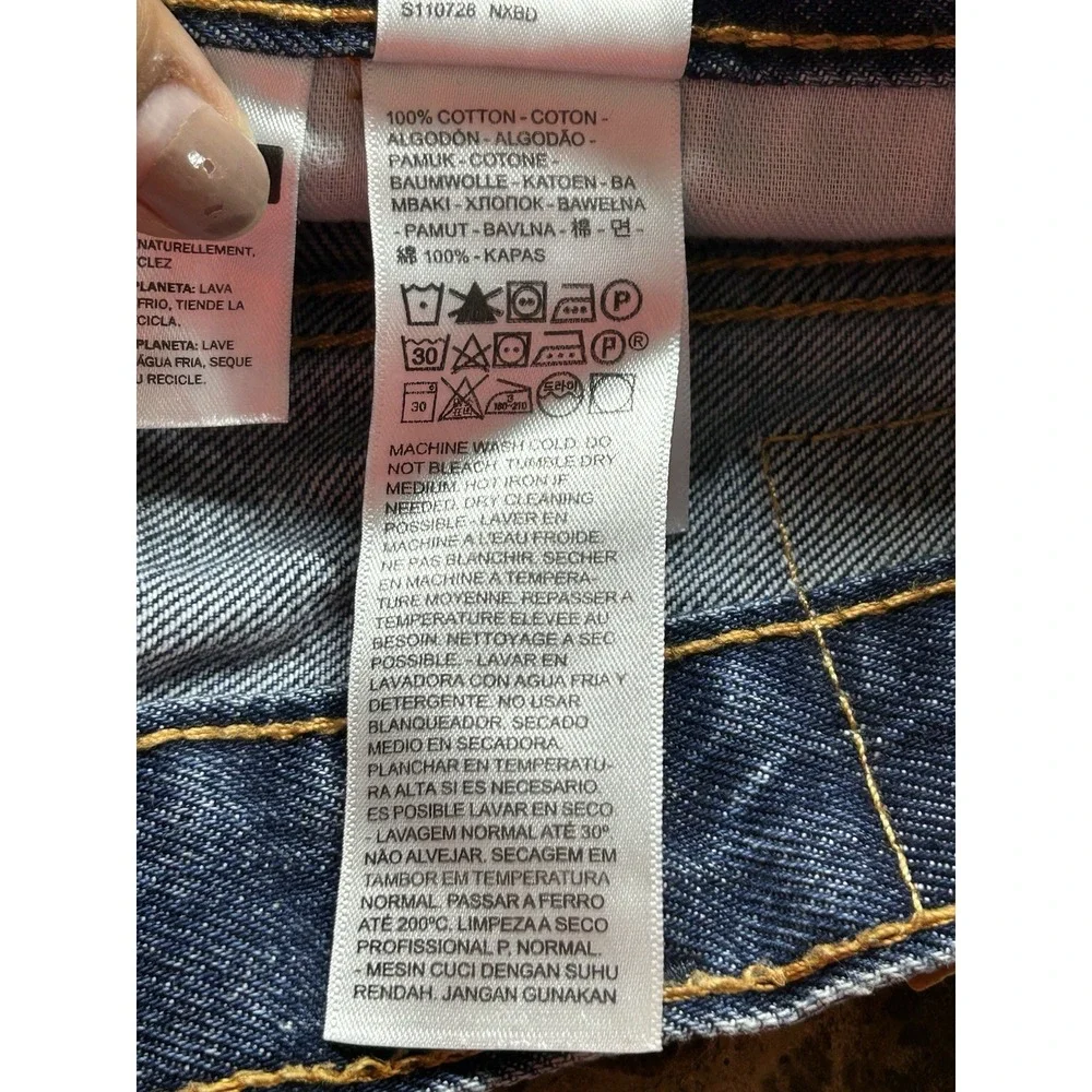 Levis levi 405