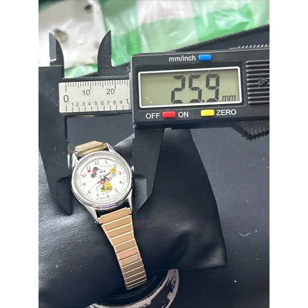 Lorus vintage minnie
