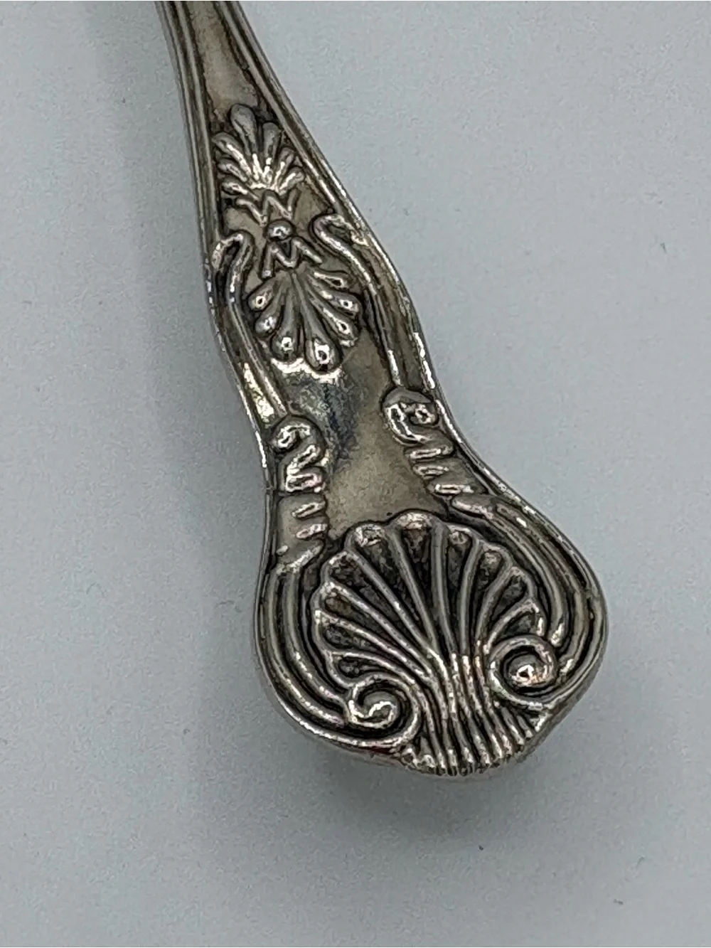 Vintage 12” Ornate Silver Tone Cake Pie Server Engraved Floral Shell