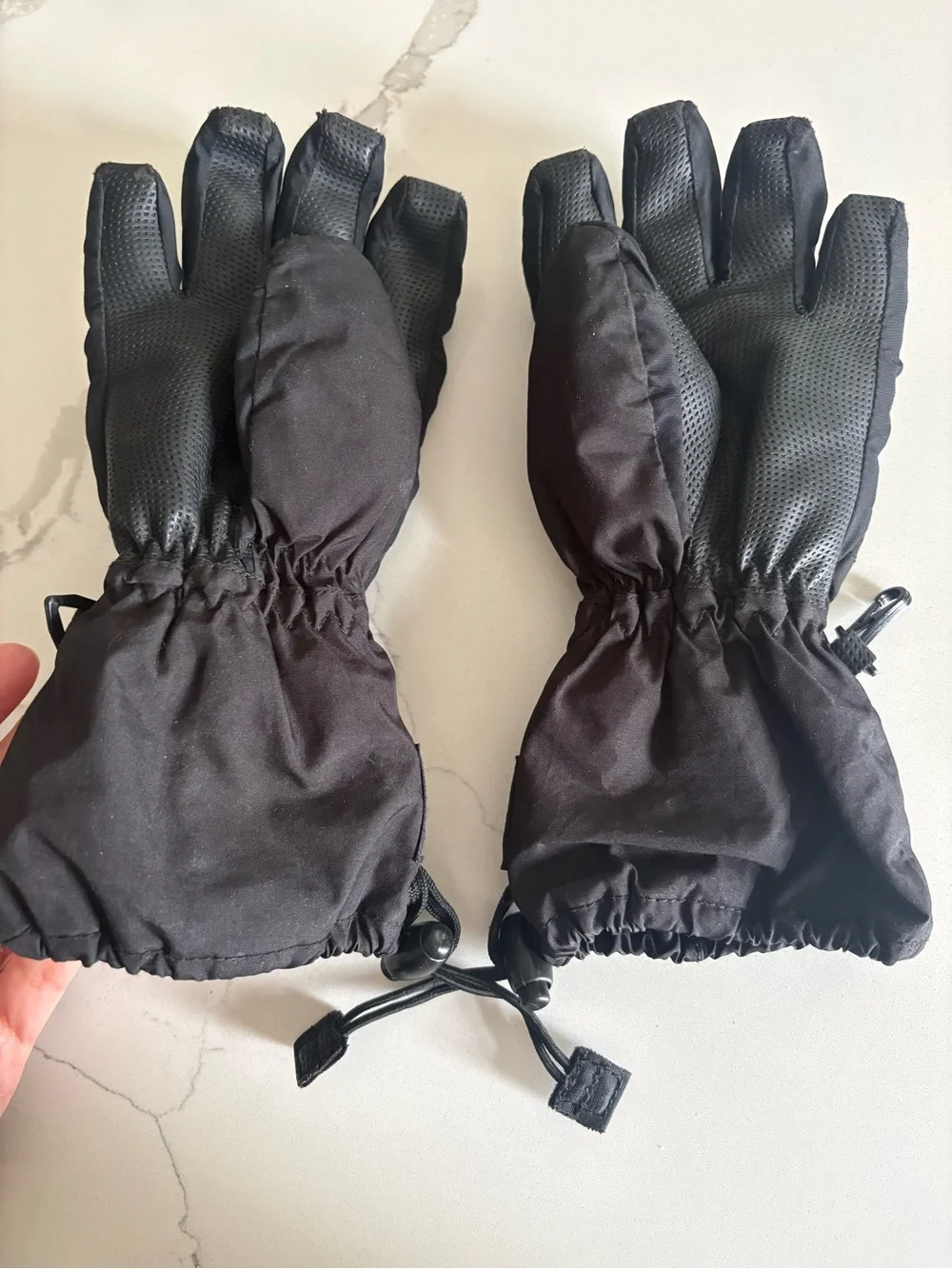 Dakine Kids Small (4-6 yrs) Black Insulated Winter Ski Gloves