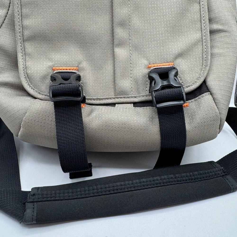 Boyt messenger bag