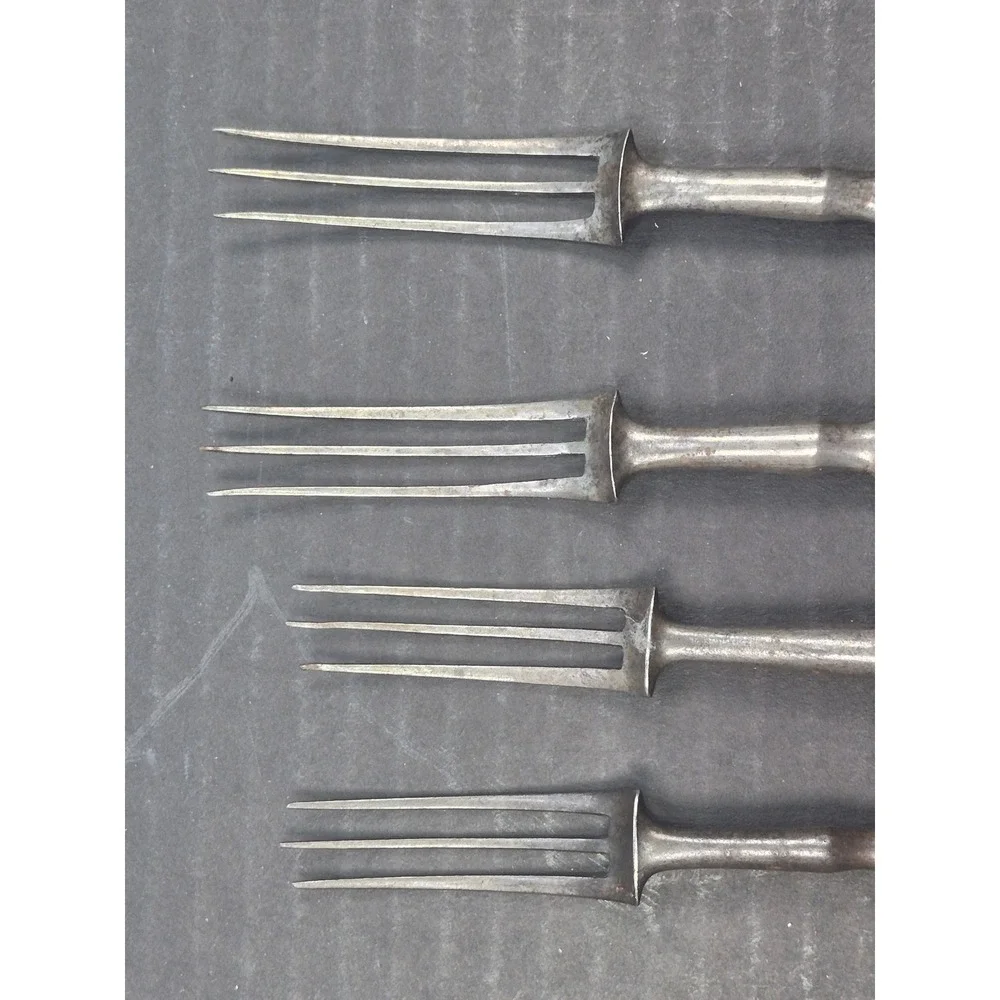 N/A antique three