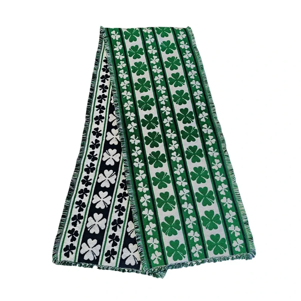 Vintage‎ Shamrock Tapestry Table Runner Reversible St Patrick's Day Decor