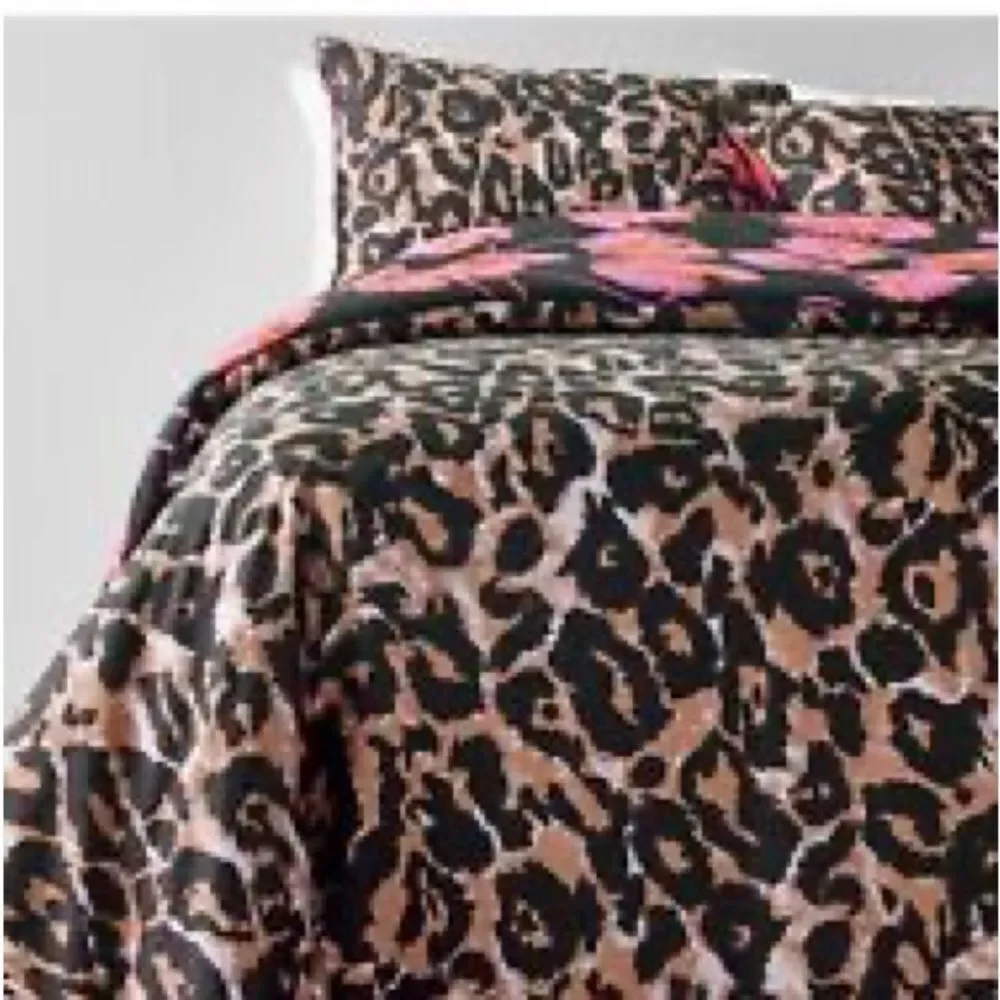 Diane Von Furstenberg this comforter