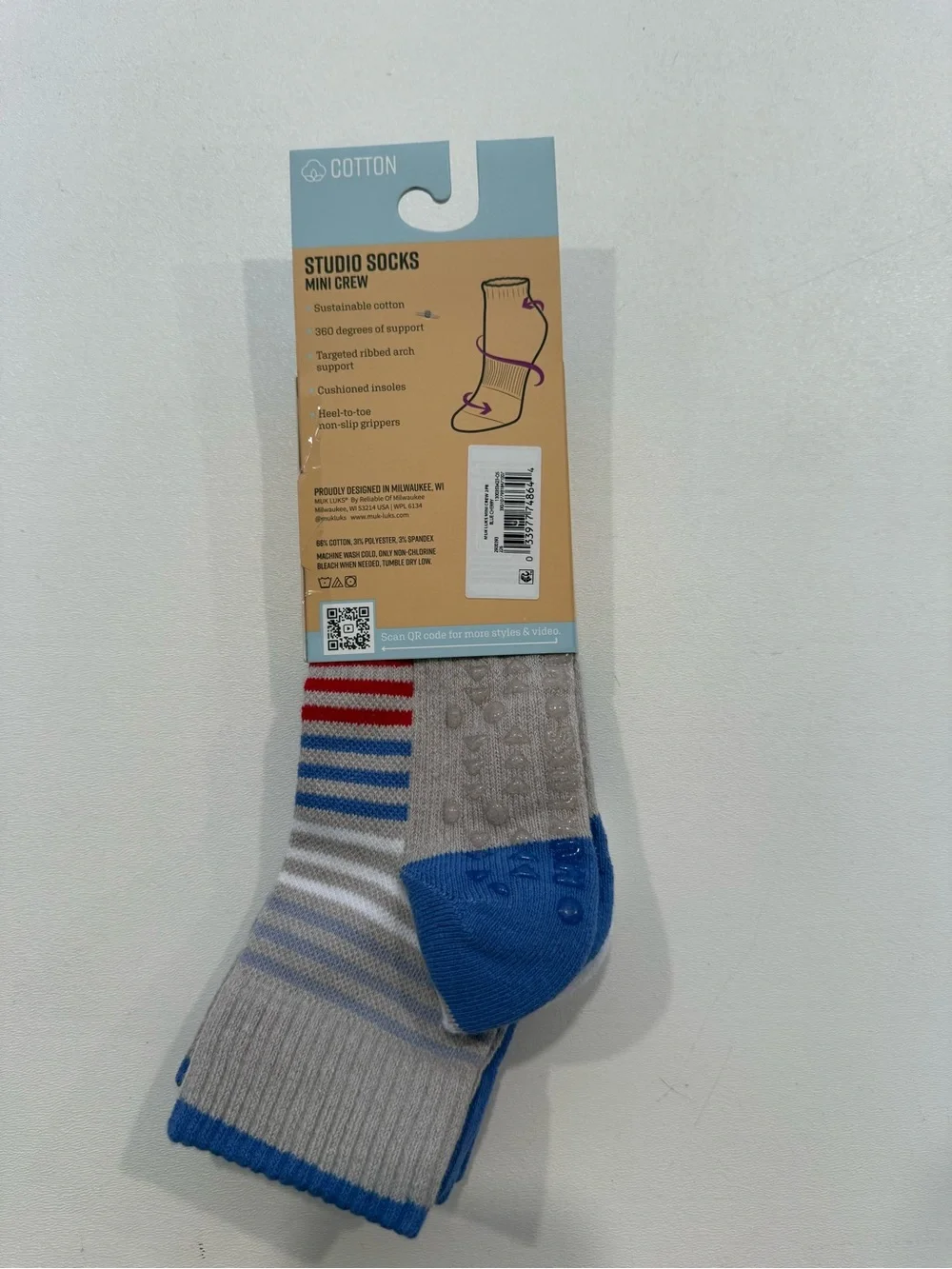 MUK LUKS Studio Socks Mini Crew 2-Pack Blue Cherry Non-Slip Yoga Pilates