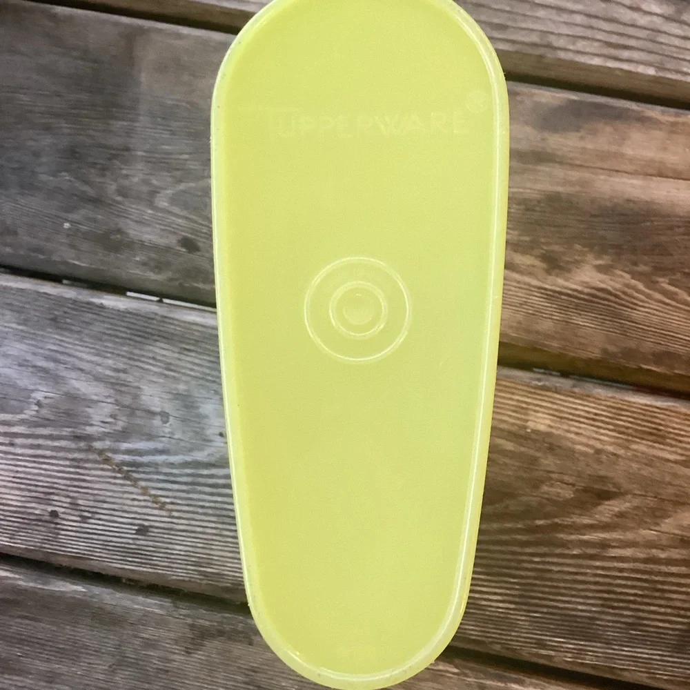 Tupperware vintage beverage